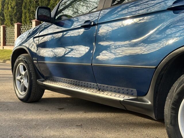 Синій БМВ Х5, об'ємом двигуна 3 л та пробігом 316 тис. км за 3900 $, фото 13 на Automoto.ua