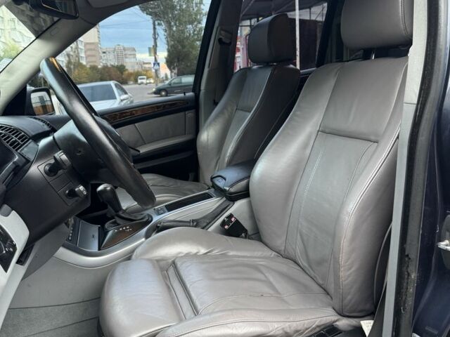 Синій БМВ Х5, об'ємом двигуна 3 л та пробігом 340 тис. км за 6299 $, фото 18 на Automoto.ua