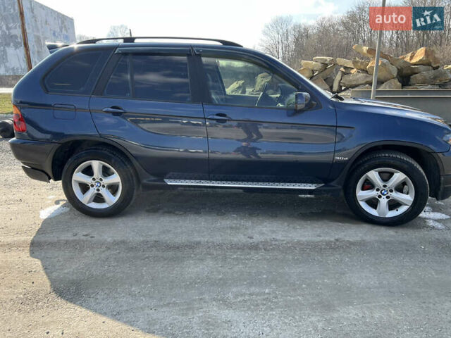 Синій БМВ Х5, об'ємом двигуна 3 л та пробігом 260 тис. км за 11500 $, фото 3 на Automoto.ua