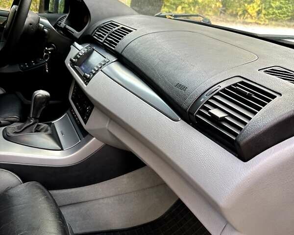 Синий БМВ Х5, объемом двигателя 2.99 л и пробегом 340 тыс. км за 9500 $, фото 2 на Automoto.ua