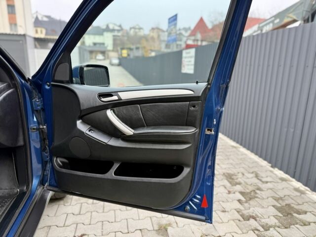 Синій БМВ Х5, об'ємом двигуна 3 л та пробігом 280 тис. км за 5700 $, фото 15 на Automoto.ua