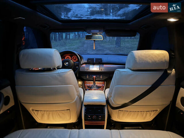Синий БМВ Х5, объемом двигателя 3 л и пробегом 333 тыс. км за 9700 $, фото 35 на Automoto.ua