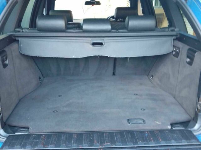 Синий БМВ Х5, объемом двигателя 3 л и пробегом 220 тыс. км за 4500 $, фото 2 на Automoto.ua