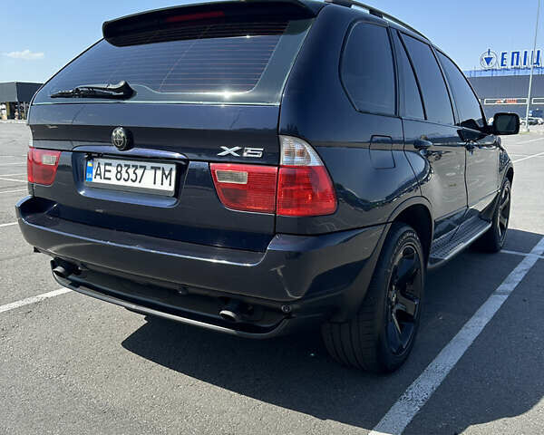 Синий БМВ Х5, объемом двигателя 3 л и пробегом 279 тыс. км за 11200 $, фото 2 на Automoto.ua