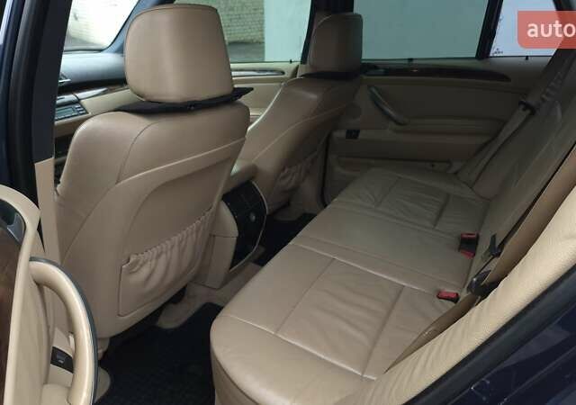 Синий БМВ Х5, объемом двигателя 4.4 л и пробегом 301 тыс. км за 8900 $, фото 11 на Automoto.ua