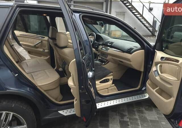 Синий БМВ Х5, объемом двигателя 4.4 л и пробегом 301 тыс. км за 8900 $, фото 17 на Automoto.ua