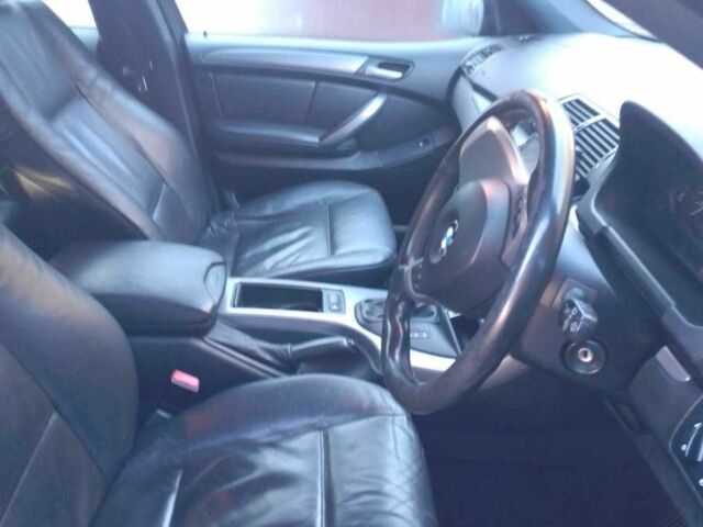 Синий БМВ Х5, объемом двигателя 3 л и пробегом 220 тыс. км за 4500 $, фото 6 на Automoto.ua