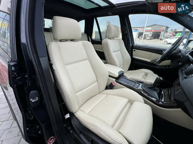 Синій БМВ Х5, об'ємом двигуна 3 л та пробігом 221 тис. км за 19300 $, фото 74 на Automoto.ua