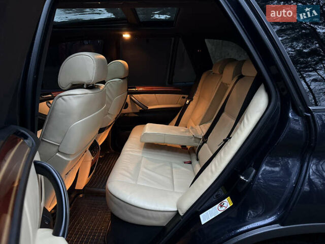 Синий БМВ Х5, объемом двигателя 3 л и пробегом 333 тыс. км за 9700 $, фото 31 на Automoto.ua