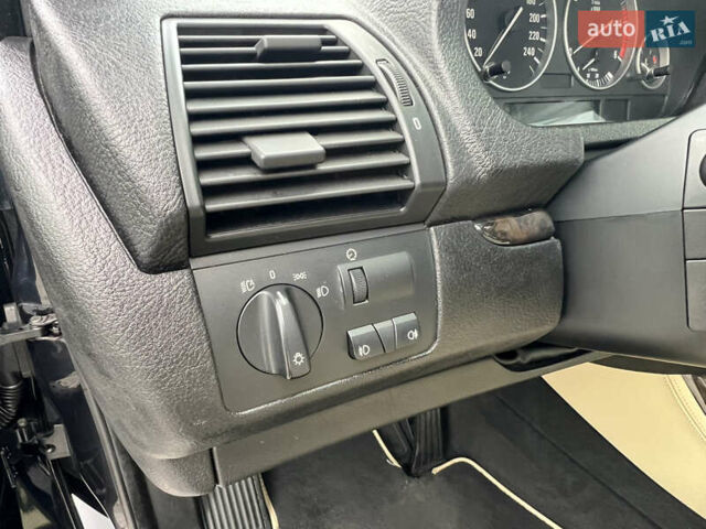 Синій БМВ Х5, об'ємом двигуна 3 л та пробігом 221 тис. км за 19300 $, фото 59 на Automoto.ua