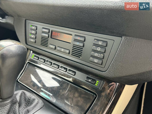 Синій БМВ Х5, об'ємом двигуна 3 л та пробігом 221 тис. км за 19300 $, фото 84 на Automoto.ua