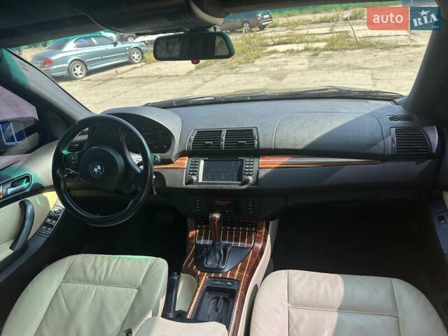 Синій БМВ Х5, об'ємом двигуна 2.98 л та пробігом 331 тис. км за 10999 $, фото 26 на Automoto.ua