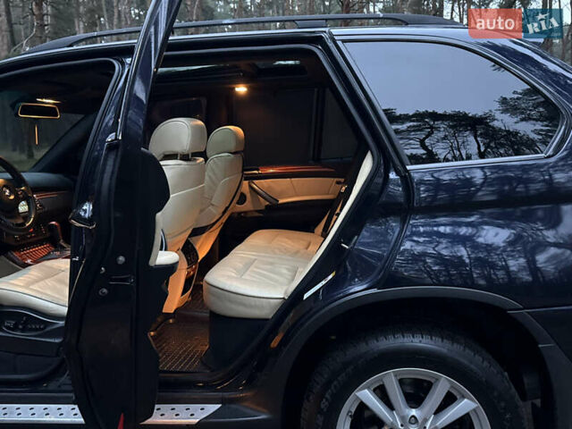 Синий БМВ Х5, объемом двигателя 3 л и пробегом 333 тыс. км за 9700 $, фото 28 на Automoto.ua