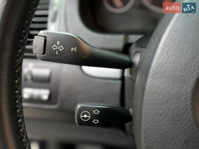 Синій БМВ Х5, об'ємом двигуна 3 л та пробігом 362 тис. км за 12700 $, фото 71 на Automoto.ua