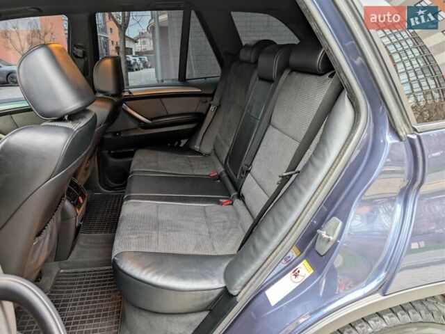 Синій БМВ Х5, об'ємом двигуна 3 л та пробігом 362 тис. км за 12700 $, фото 51 на Automoto.ua