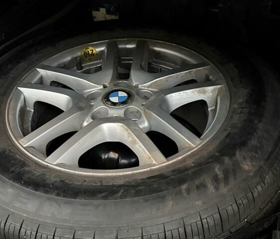 Синий БМВ Х5, объемом двигателя 3 л и пробегом 300 тыс. км за 6200 $, фото 23 на Automoto.ua