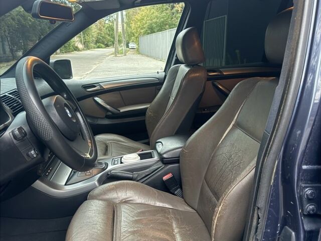 Синий БМВ Х5, объемом двигателя 3 л и пробегом 300 тыс. км за 5500 $, фото 9 на Automoto.ua