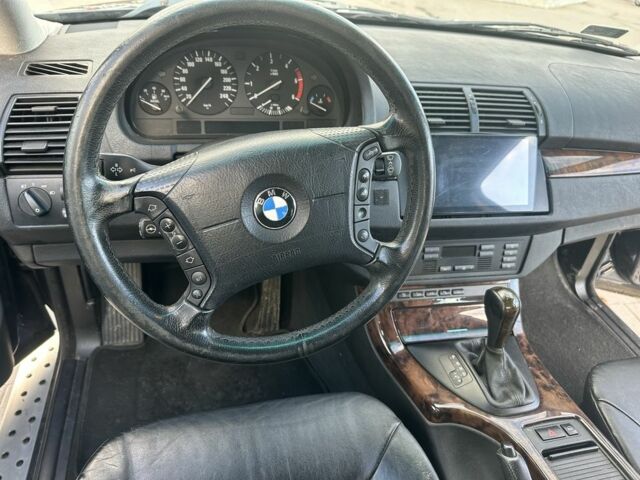 Синій БМВ Х5, об'ємом двигуна 3 л та пробігом 271 тис. км за 5400 $, фото 12 на Automoto.ua