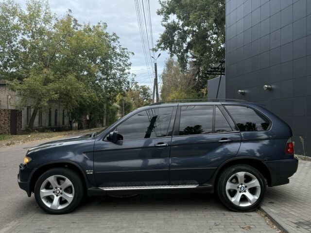 Синий БМВ Х5, объемом двигателя 3 л и пробегом 300 тыс. км за 5500 $, фото 6 на Automoto.ua
