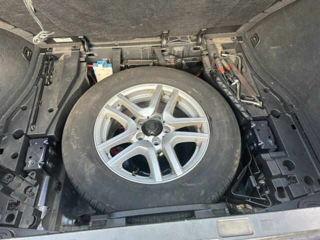 Синій БМВ Х5, об'ємом двигуна 3 л та пробігом 271 тис. км за 5400 $, фото 13 на Automoto.ua