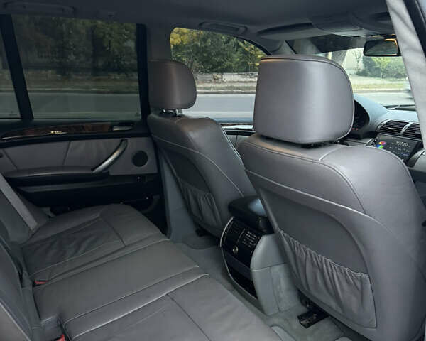 Синій БМВ Х5, об'ємом двигуна 3 л та пробігом 340 тис. км за 6299 $, фото 21 на Automoto.ua