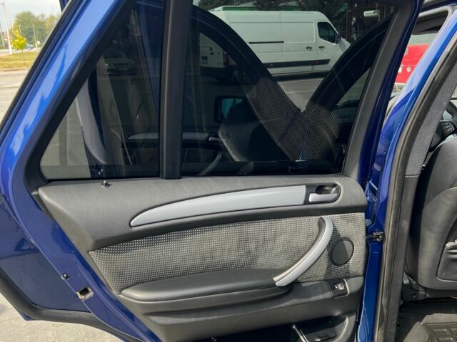 Синій БМВ Х5, об'ємом двигуна 3 л та пробігом 316 тис. км за 11500 $, фото 15 на Automoto.ua