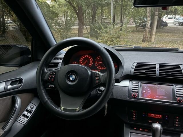 Синий БМВ Х5, объемом двигателя 3 л и пробегом 300 тыс. км за 5500 $, фото 19 на Automoto.ua