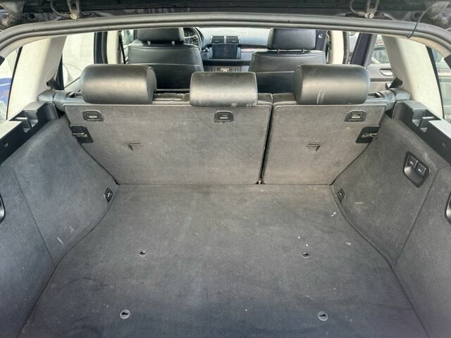 Синій БМВ Х5, об'ємом двигуна 3 л та пробігом 271 тис. км за 5400 $, фото 14 на Automoto.ua