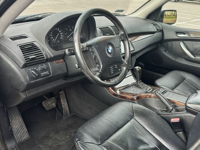 Синій БМВ Х5, об'ємом двигуна 3 л та пробігом 271 тис. км за 5400 $, фото 6 на Automoto.ua