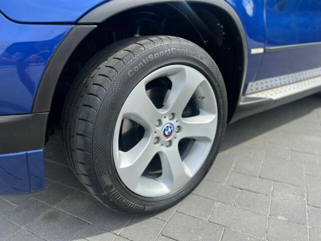 Синій БМВ Х5, об'ємом двигуна 3 л та пробігом 316 тис. км за 11500 $, фото 7 на Automoto.ua