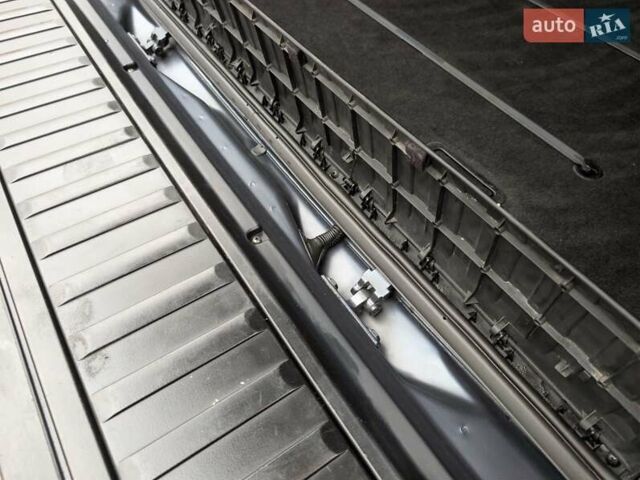 Синій БМВ Х5, об'ємом двигуна 3 л та пробігом 362 тис. км за 12700 $, фото 85 на Automoto.ua