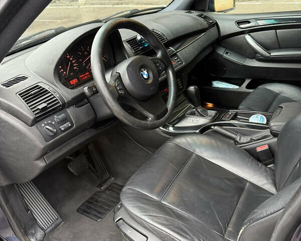 Синий БМВ Х5, объемом двигателя 2.99 л и пробегом 293 тыс. км за 11500 $, фото 5 на Automoto.ua