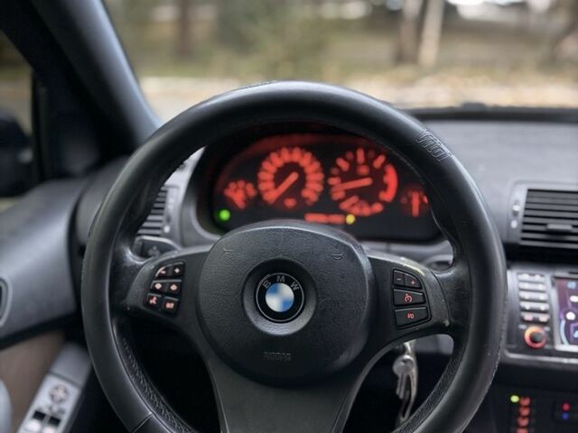 Синий БМВ Х5, объемом двигателя 3 л и пробегом 300 тыс. км за 5500 $, фото 20 на Automoto.ua