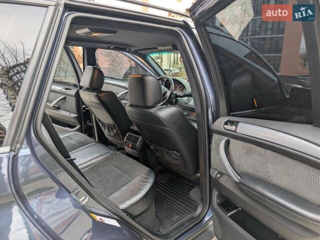 Синій БМВ Х5, об'ємом двигуна 3 л та пробігом 362 тис. км за 12700 $, фото 53 на Automoto.ua