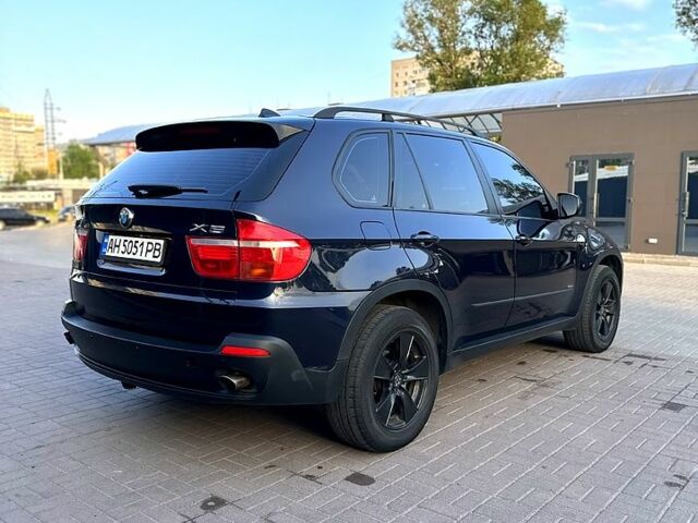 Синій БМВ Х5, об'ємом двигуна 3 л та пробігом 280 тис. км за 12999 $, фото 2 на Automoto.ua