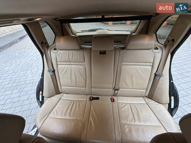 Синий БМВ Х5, объемом двигателя 3 л и пробегом 267 тыс. км за 13999 $, фото 33 на Automoto.ua