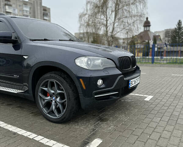 Синій БМВ Х5, об'ємом двигуна 3 л та пробігом 377 тис. км за 9000 $, фото 1 на Automoto.ua