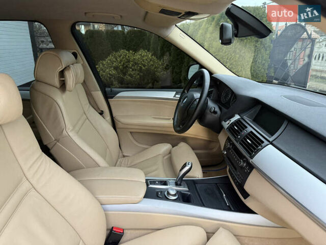 Синій БМВ Х5, об'ємом двигуна 2.99 л та пробігом 298 тис. км за 13999 $, фото 41 на Automoto.ua