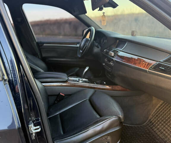 Синий БМВ Х5, объемом двигателя 2.99 л и пробегом 244 тыс. км за 16900 $, фото 44 на Automoto.ua