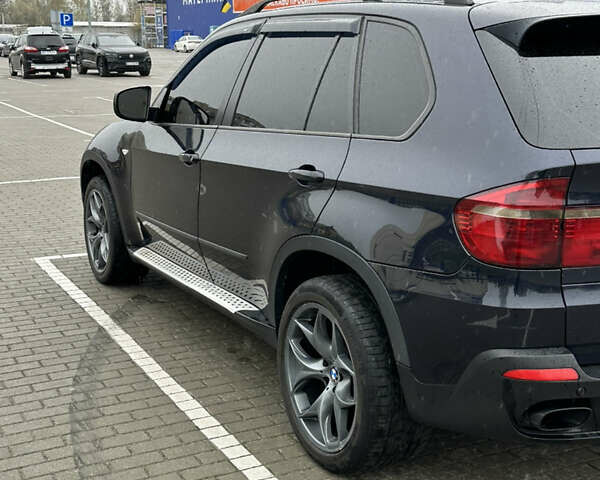 Синий БМВ Х5, объемом двигателя 3 л и пробегом 372 тыс. км за 9000 $, фото 2 на Automoto.ua