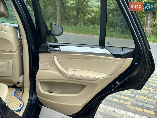 Синий БМВ Х5, объемом двигателя 3 л и пробегом 276 тыс. км за 13199 $, фото 44 на Automoto.ua