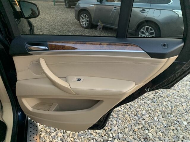 Синий БМВ Х5, объемом двигателя 3 л и пробегом 260 тыс. км за 13999 $, фото 19 на Automoto.ua