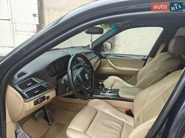 Синий БМВ Х5, объемом двигателя 4.8 л и пробегом 190 тыс. км за 13000 $, фото 8 на Automoto.ua