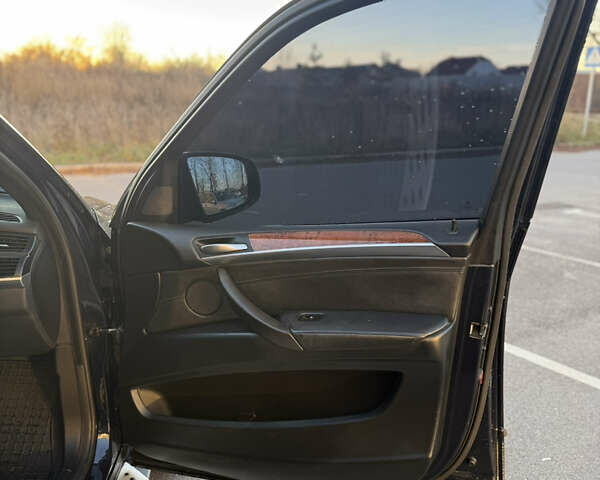 Синий БМВ Х5, объемом двигателя 2.99 л и пробегом 244 тыс. км за 16900 $, фото 42 на Automoto.ua