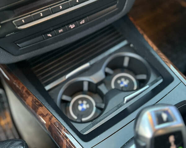 Синий БМВ Х5, объемом двигателя 2.99 л и пробегом 244 тыс. км за 16900 $, фото 33 на Automoto.ua