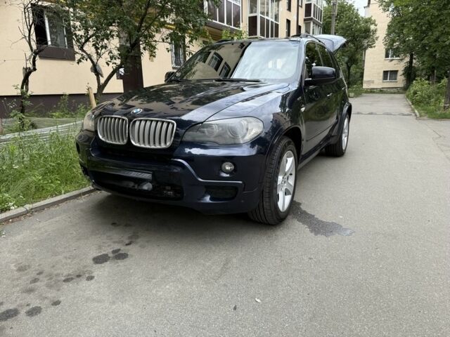 Синий БМВ Х5, объемом двигателя 3 л и пробегом 240 тыс. км за 11999 $, фото 1 на Automoto.ua