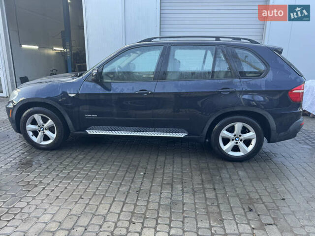 Синий БМВ Х5, объемом двигателя 3 л и пробегом 275 тыс. км за 7950 $, фото 13 на Automoto.ua