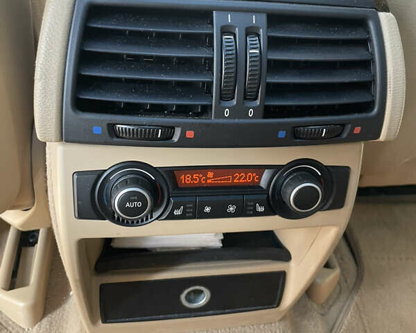Синий БМВ Х5, объемом двигателя 3 л и пробегом 260 тыс. км за 16500 $, фото 15 на Automoto.ua