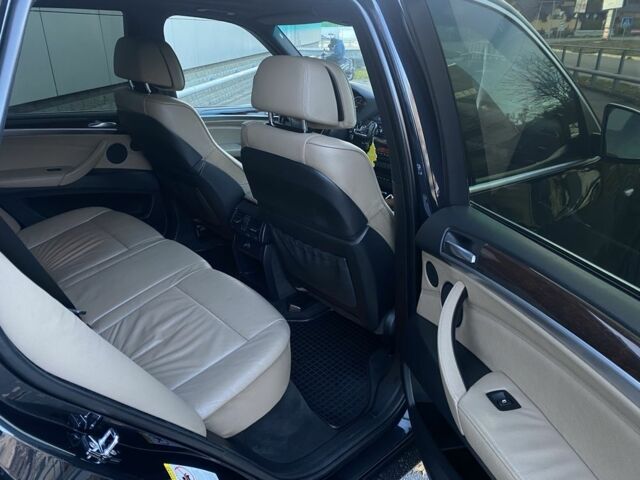 Синий БМВ Х5, объемом двигателя 3 л и пробегом 302 тыс. км за 17390 $, фото 13 на Automoto.ua