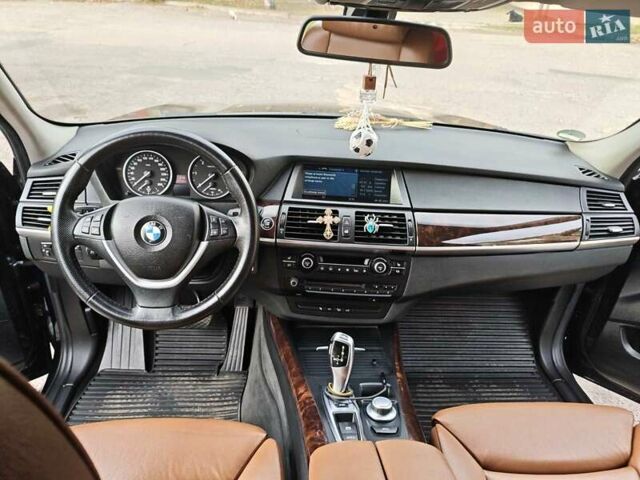 Синій БМВ Х5, об'ємом двигуна 3 л та пробігом 245 тис. км за 17500 $, фото 10 на Automoto.ua